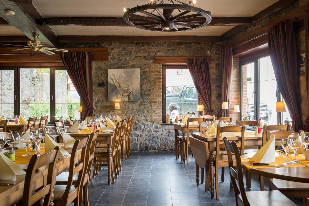 Auberge De La Lesse Celles  Exterior foto